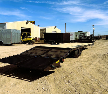 102 x 40' (35 + 5) GN Trailer Big Tex #16GN-40D5A-MRBK