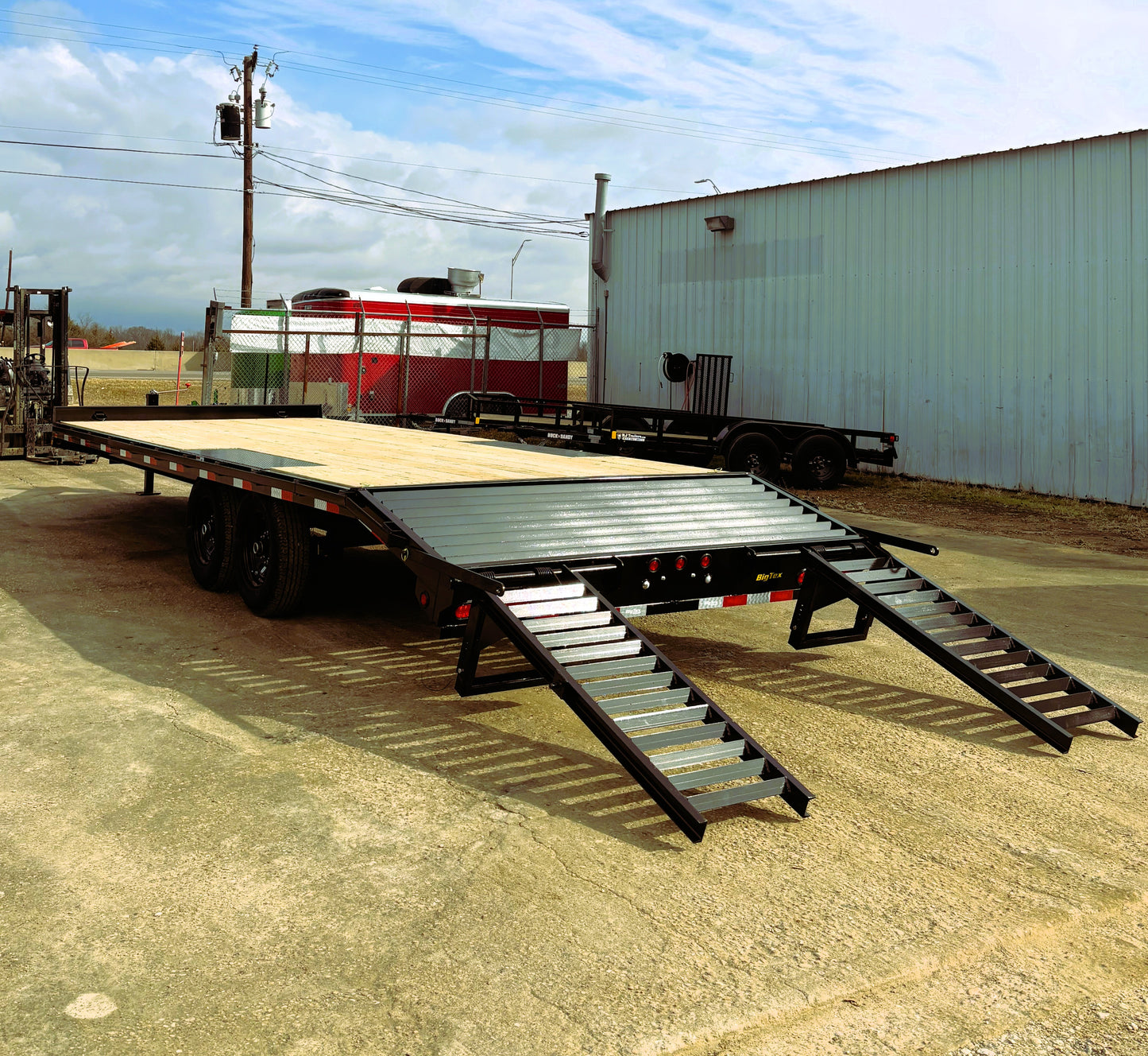 102 x 24' (21 + 3) Deckover Trailer Big Tex #14OA-24D3A-FRBK