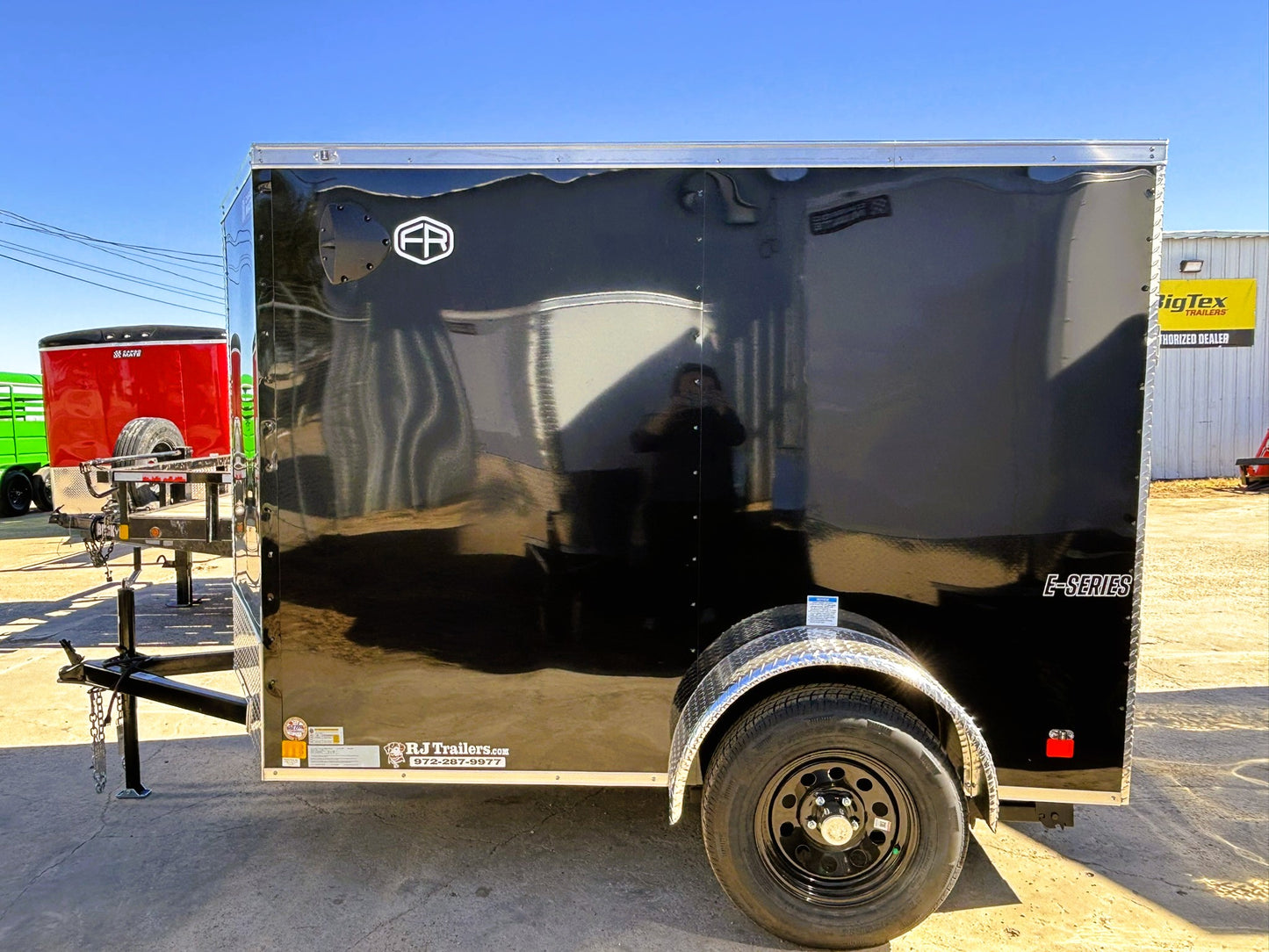 5 x 8' E-Series Enclosed Trailer Cargo Mate #TXEHW58SA
