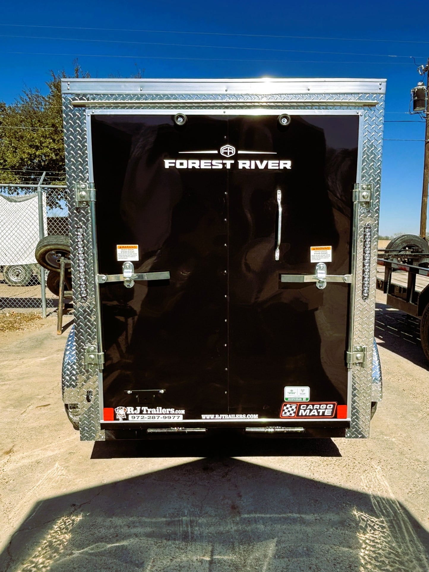 5 x 8' E-Series Enclosed Trailer Cargo Mate #TXEHW58SA