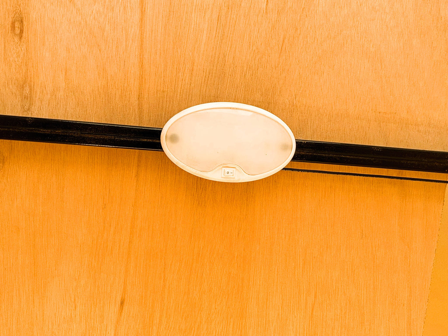 7 x 16' E-Series Enclosed Trailer Cargo Mate #TXEHW716TA2