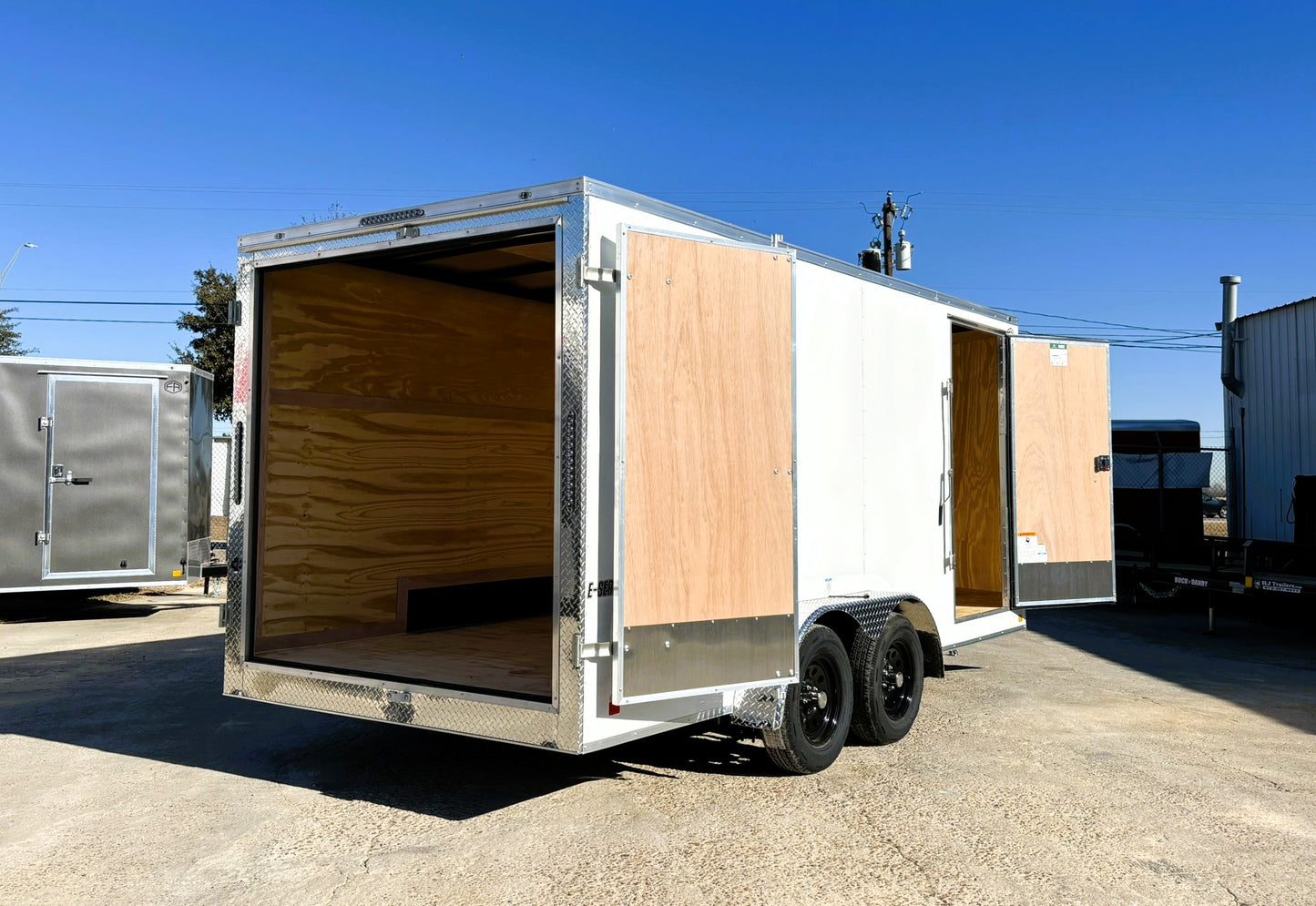 7 x 16' E-Series Enclosed Trailer Cargo Mate #TXEHW716TA2