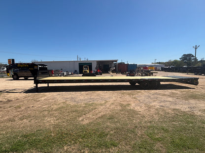 102 x 40' (35 + 5) GN Trailer Big Tex #16GN-40D5A-MRBK-SWT