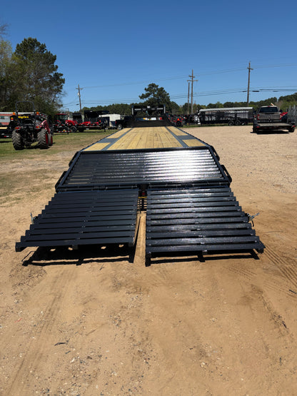 102 x 40' (35 + 5) GN Trailer Big Tex #16GN-40D5A-MRBK-SWT
