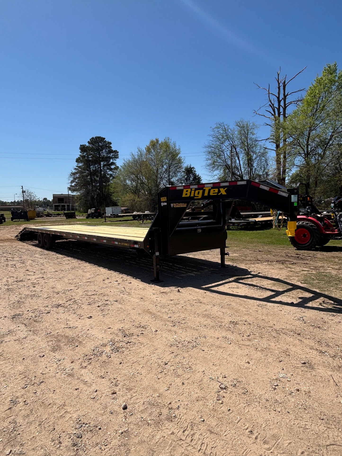 102 x 40' (35 + 5) GN Trailer Big Tex #16GN-40D5A-MRBK-SWT