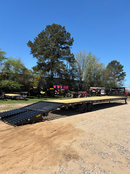 102 x 40' (35 + 5) GN Trailer Big Tex #16GN-40D5A-MRBK-SWT