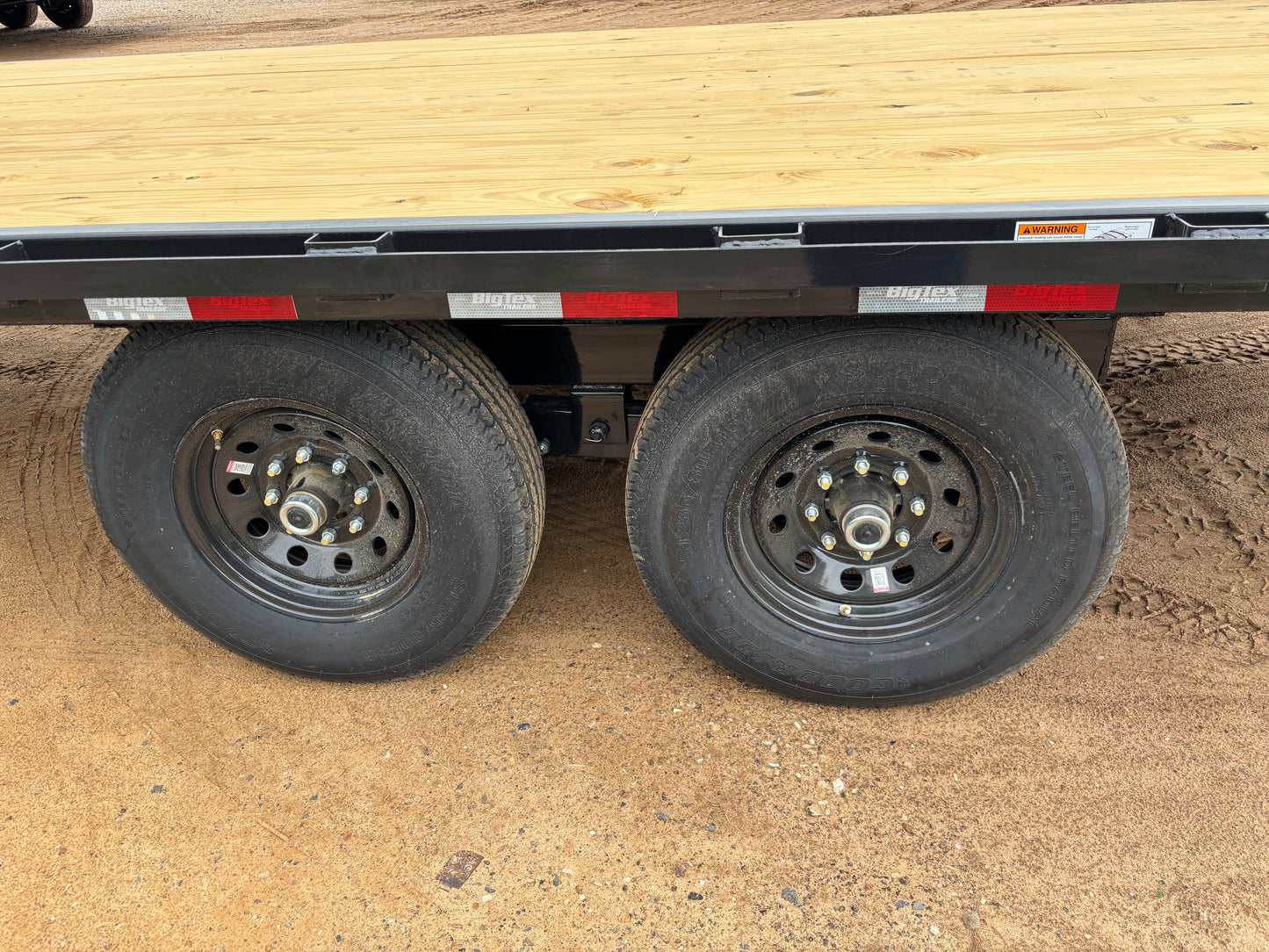 102 x 20' Deckover Trailer Big Tex #14OE-20STA-S8BK