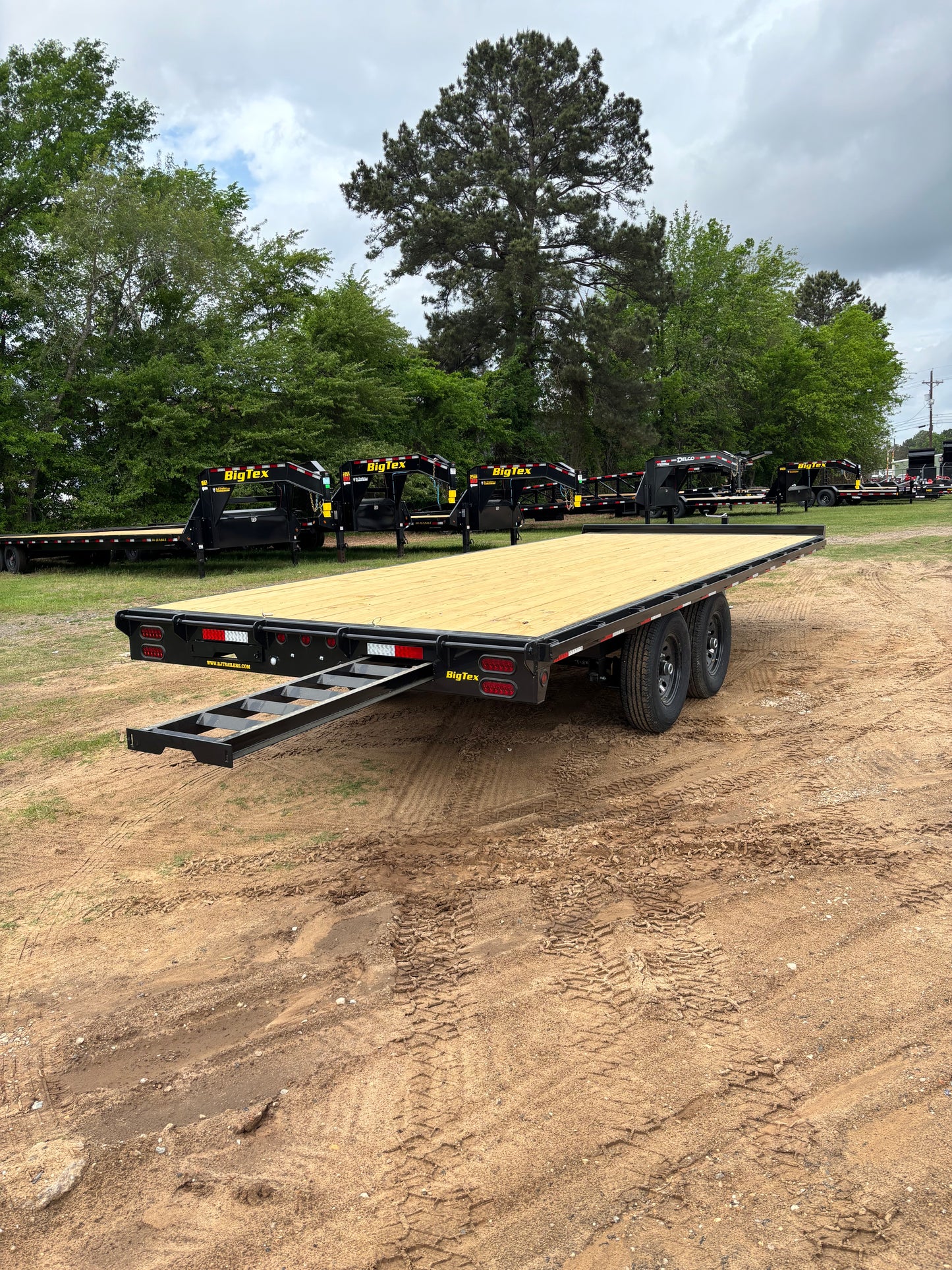 102 x 20' Deckover Trailer Big Tex #14OE-20STA-S8BK