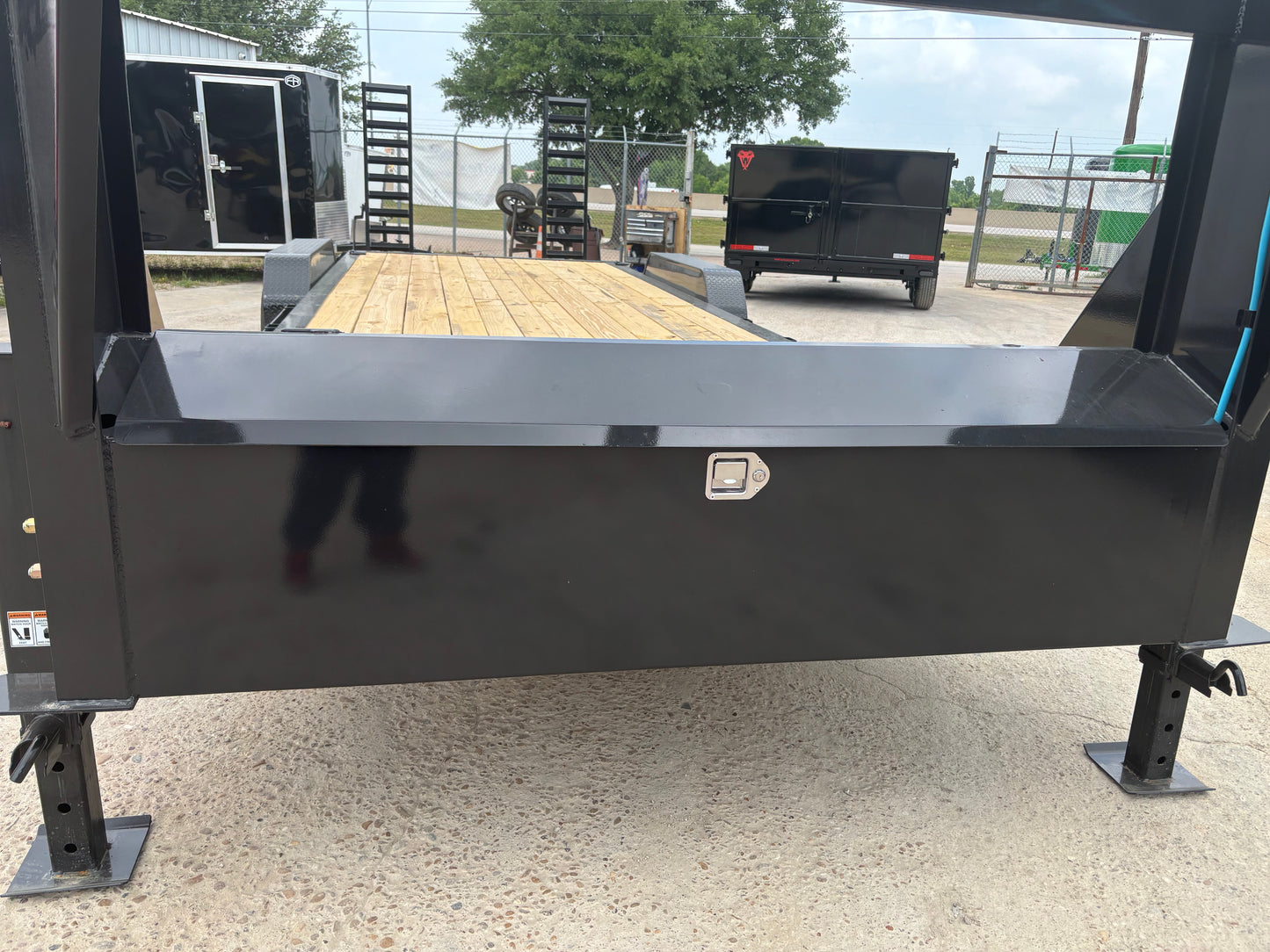 83 x 24' GN Equipment Trailer Big Tex #14EHG-24D3A