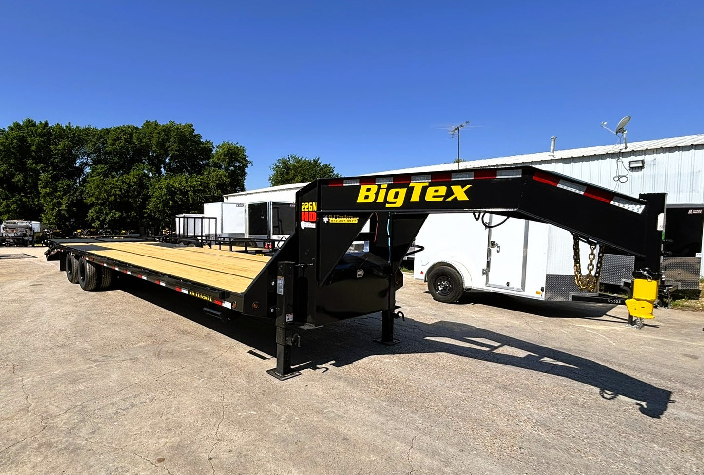 102" x 33' (28 + 5) GN Trailer Big Tex #22GN-33D5A-MRBK