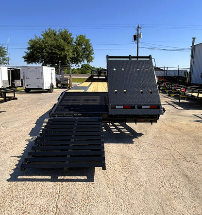 102" x 33' (28 + 5) GN Trailer Big Tex #22GN-33D5A-MRBK
