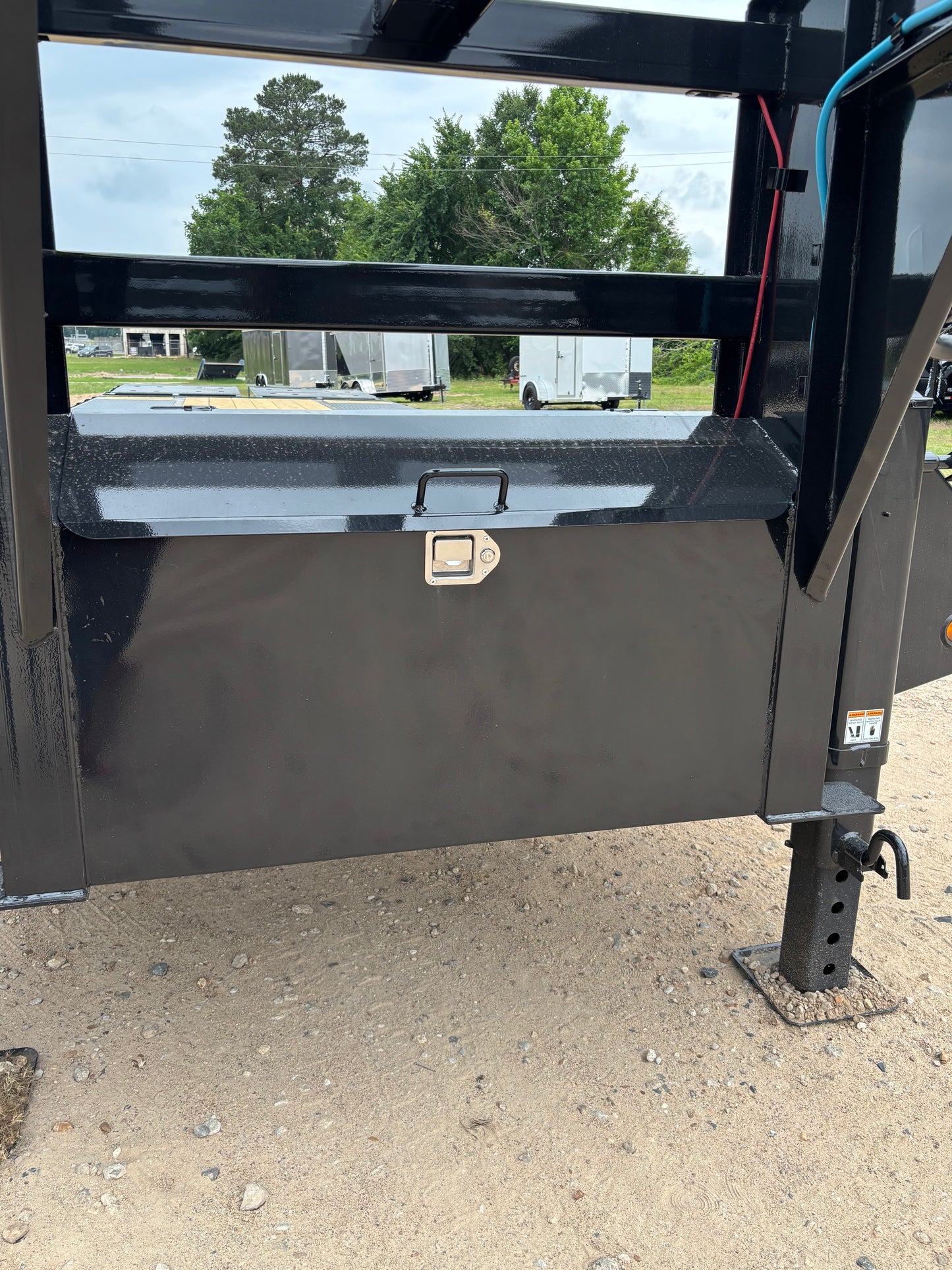 102 x 30' (25 + 5) GN Trailer Big Tex #25GN-30D5A-MRBK
