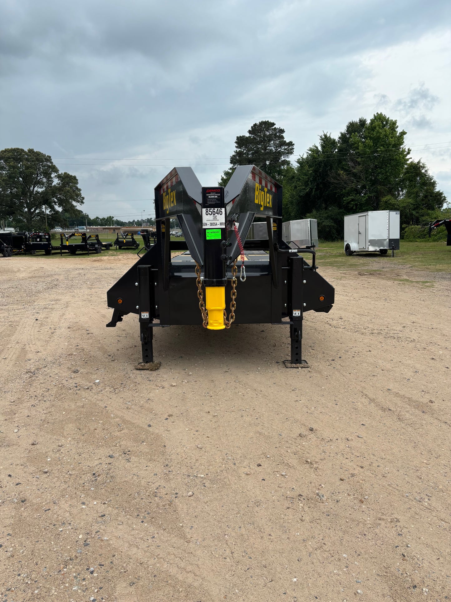 102 x 30' (25 + 5) GN Trailer Big Tex #25GN-30D5A-MRBK