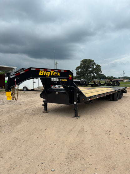 102 x 30' (25 + 5) GN Trailer Big Tex #25GN-30D5A-MRBK