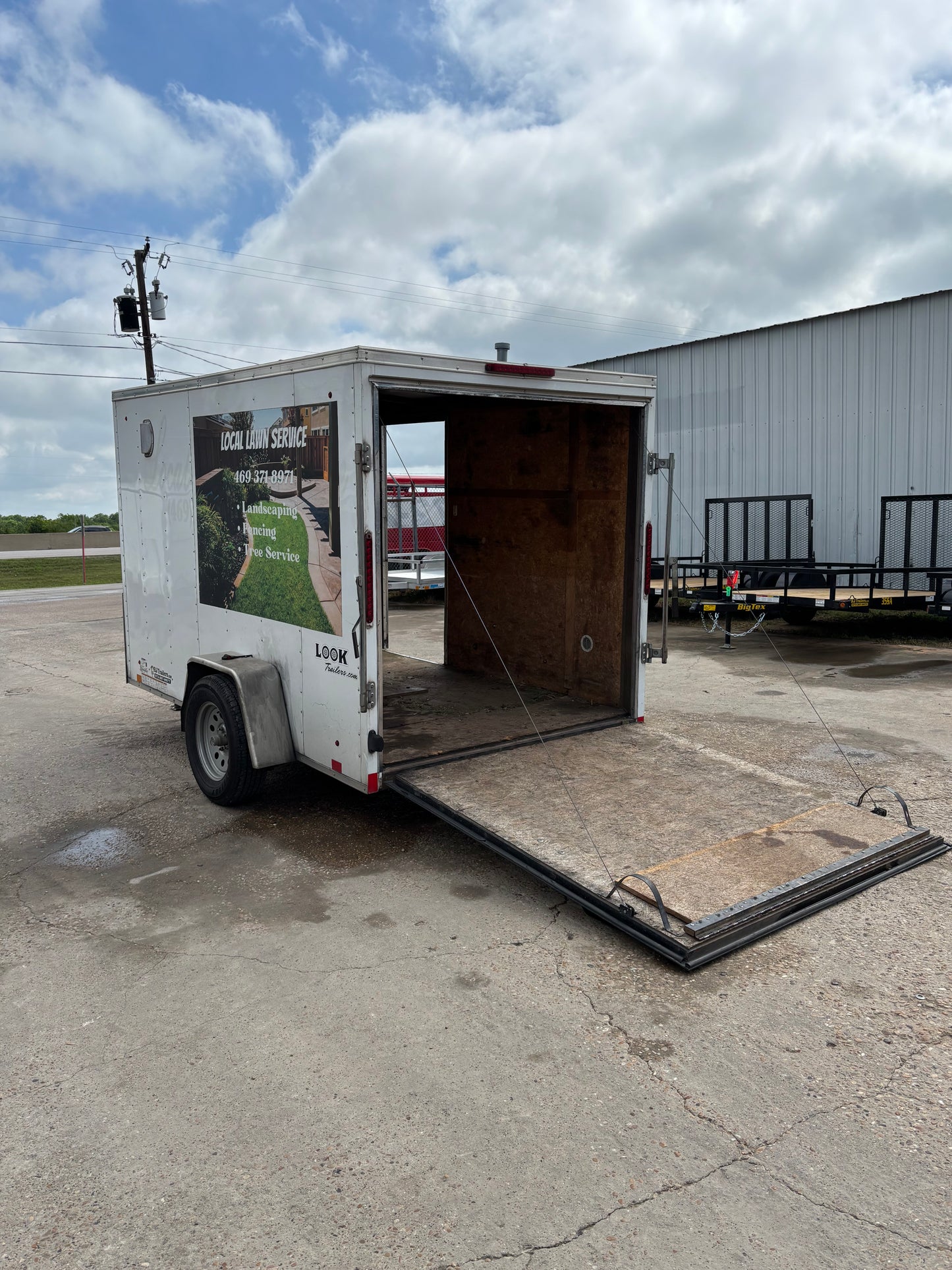 6 x 10' Enclosed Trailer Look Cargo #00923 - Used