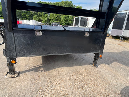 83 x 24' GN Tilt Trailer Load Trail #62940 - Used
