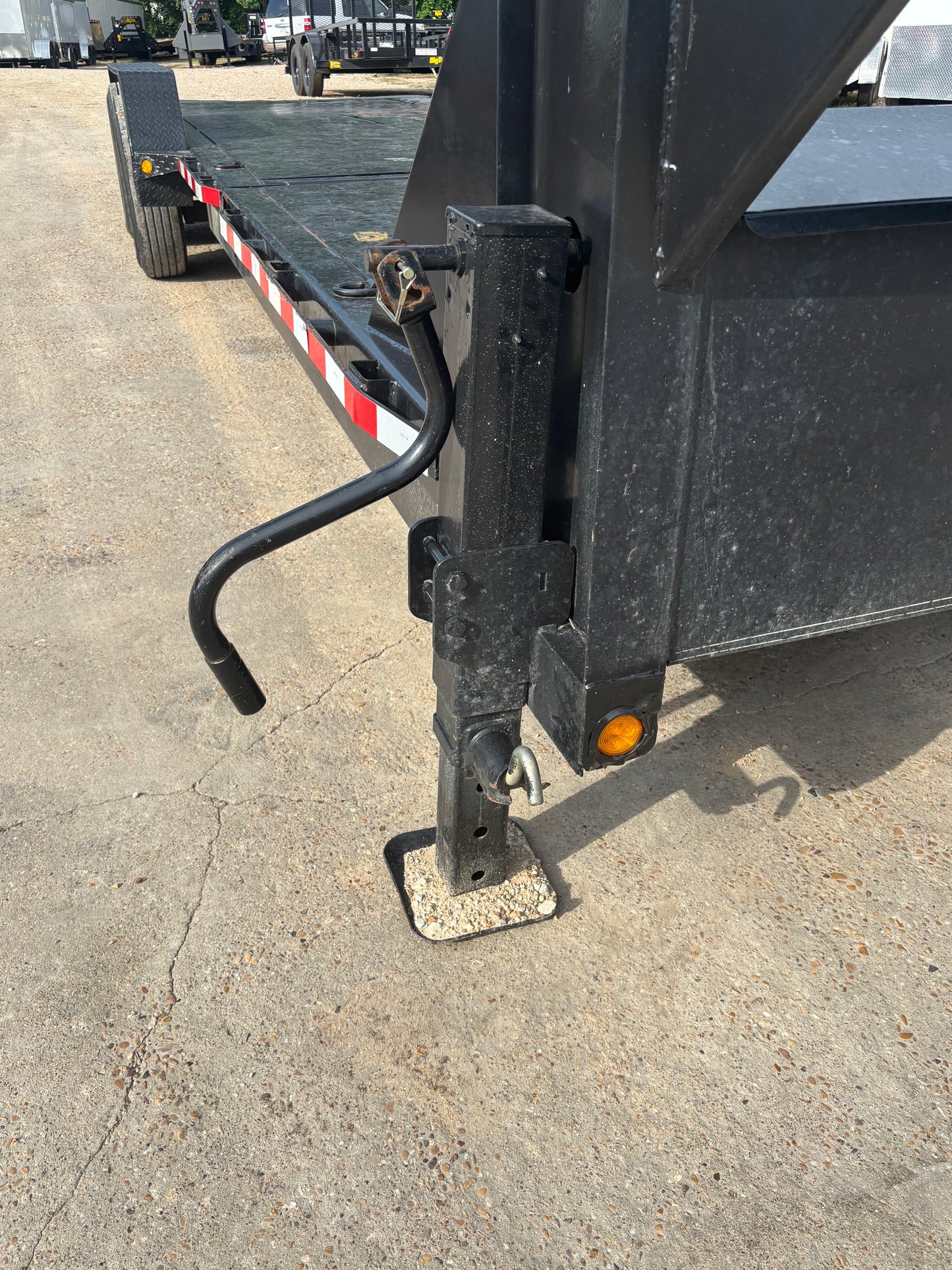 83 x 24' GN Tilt Trailer Load Trail #62940 - Used