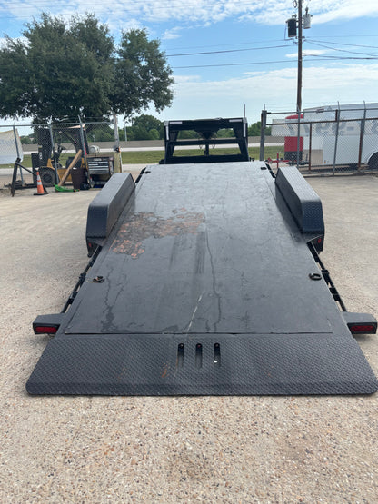 83 x 24' GN Tilt Trailer Load Trail #62940 - Used