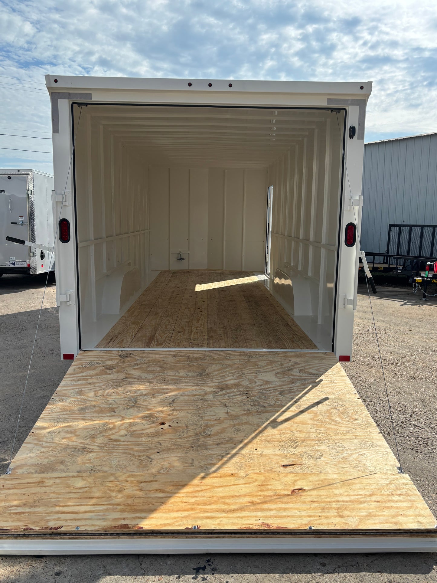 8' x 20' All-Steel Enclosed Trailer Cargo Delco #E820