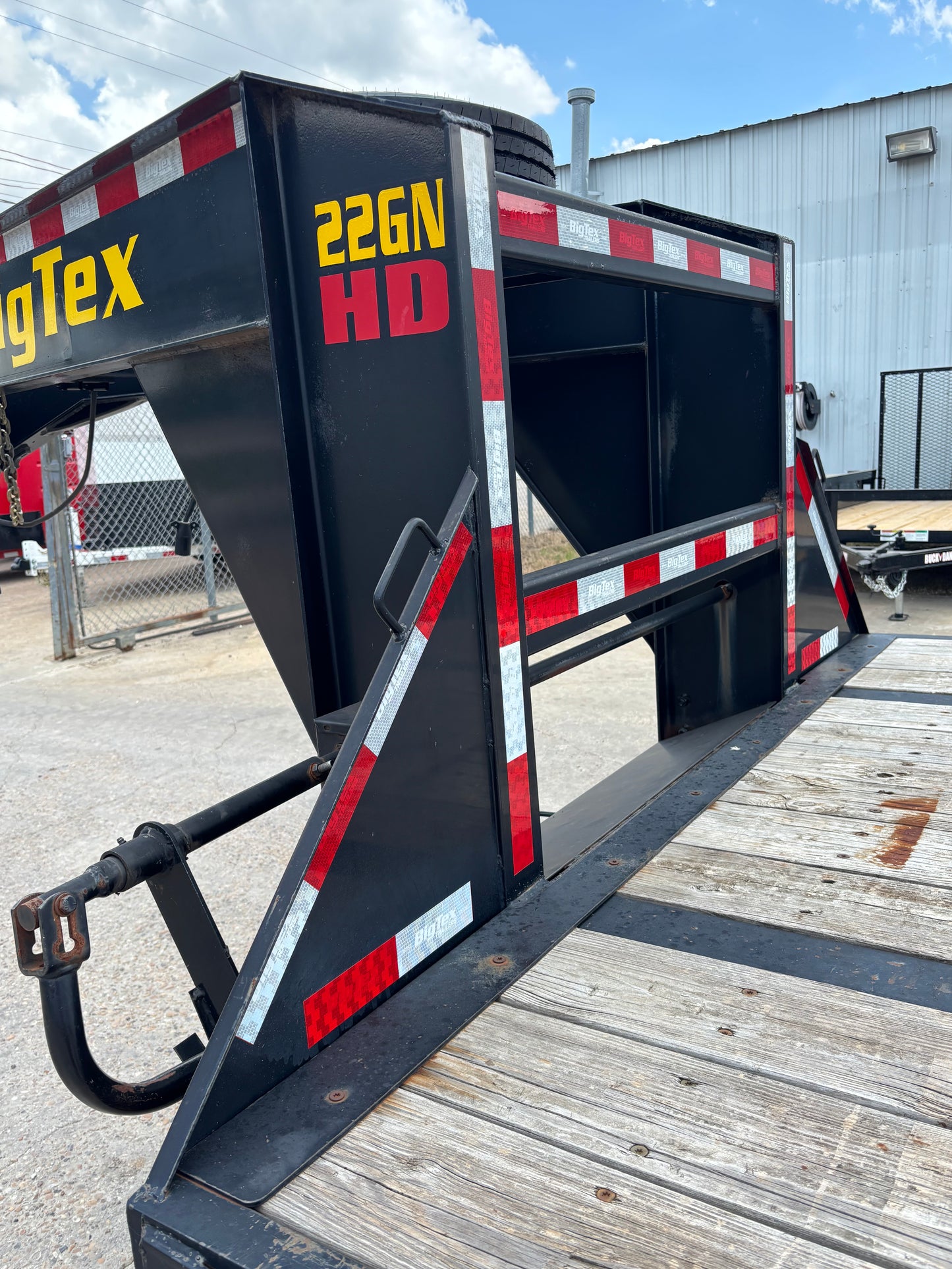 102 x 30' (25+5) Gooseneck Big Tex 22GN #75130 - Used