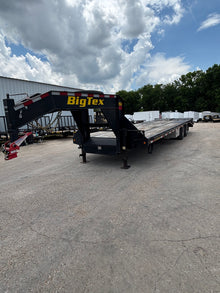 102 x 30' (25+5) Gooseneck Big Tex 22GN #75130 - Used