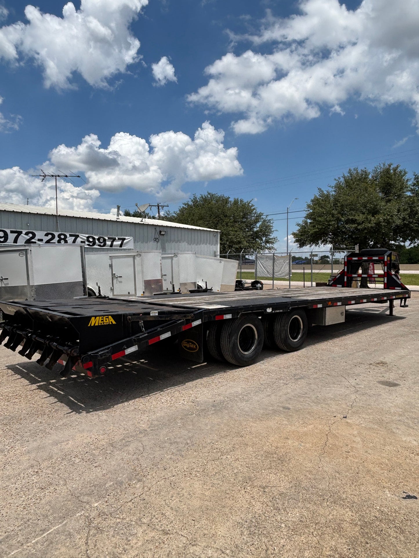 102 x 30' (25+5) Gooseneck Big Tex 22GN #75130 - Used