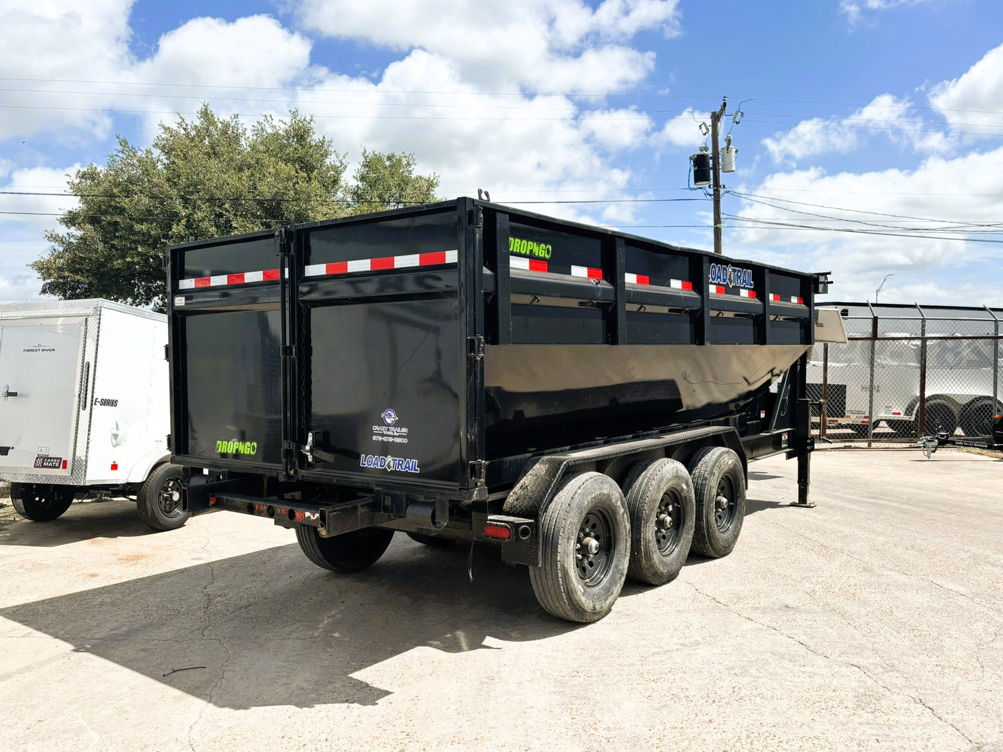 82 x 16 GN Roll Off Dump Load Trail w/ One Bin #47355 - Used