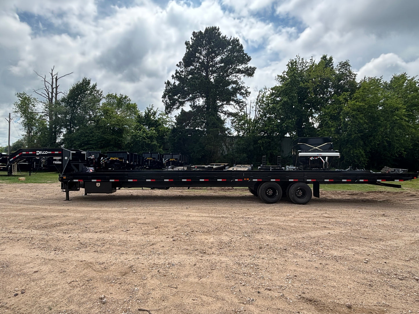 102 x 40' GN Full Tilt Flatbed Delco #T940