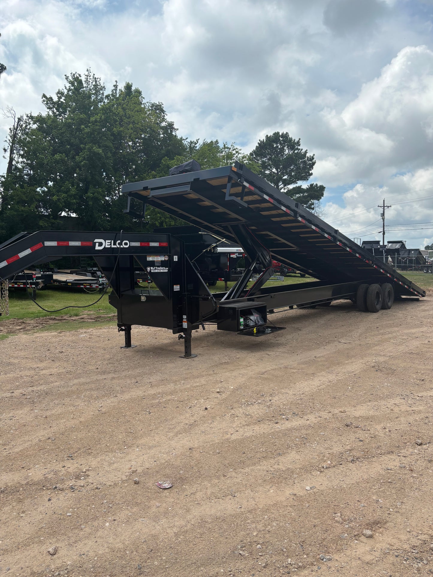 102 x 40' GN Full Tilt Flatbed Delco #T940