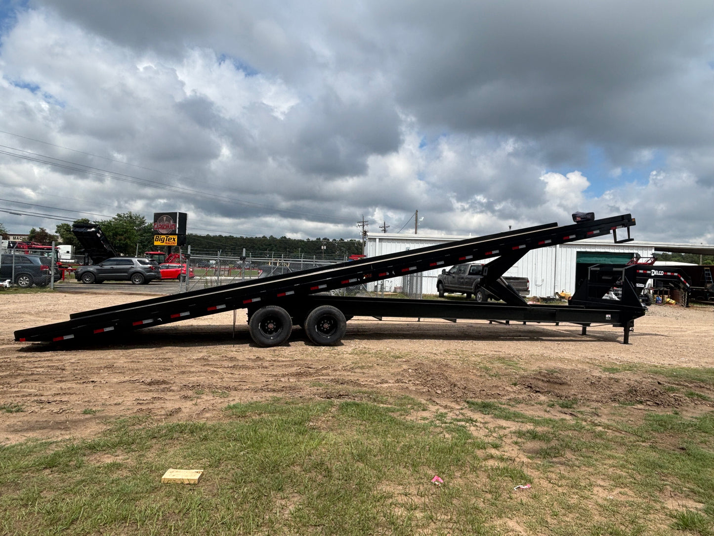102 x 40' GN Full Tilt Flatbed Delco #T940
