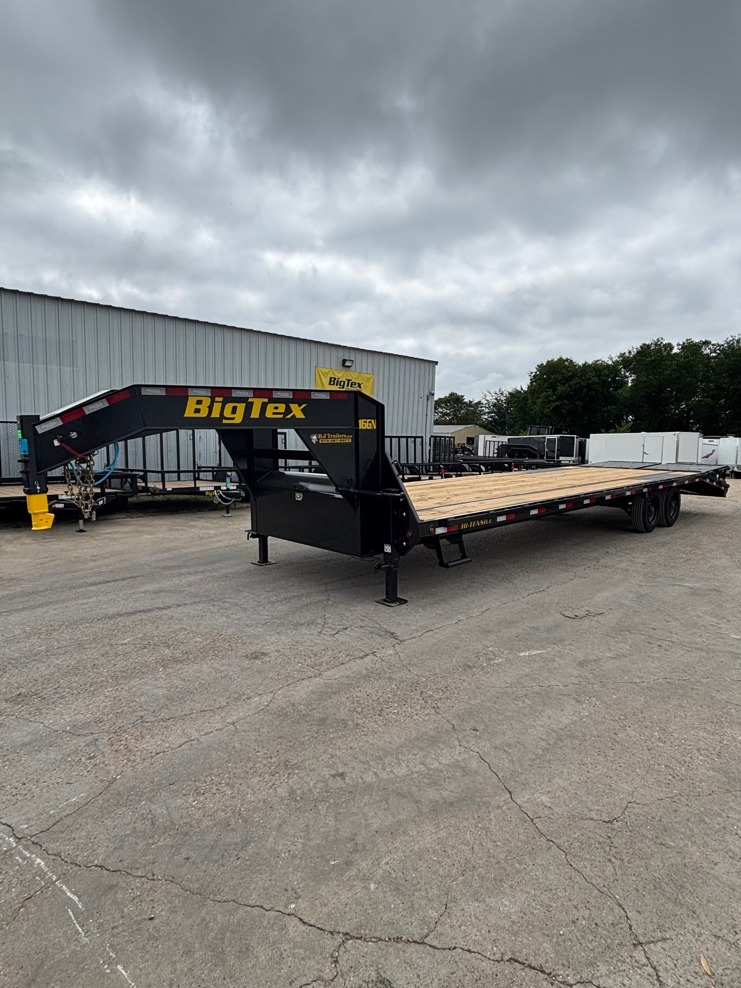 102 x 30' (25 + 5) GN Trailer Big Tex #16GN-30D5A-MRBK