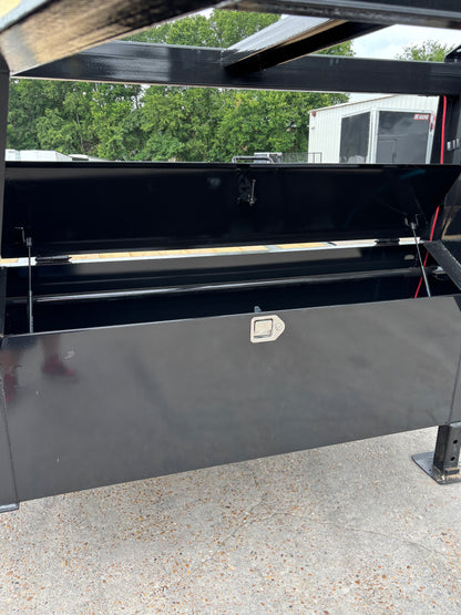 102 x 30' (25 + 5) GN Trailer Big Tex #16GN-30D5A-MRBK