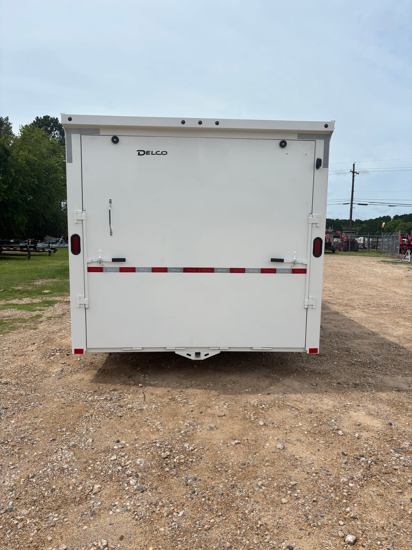 6'8" x 20' All-Steel Enclosed Trailer Cargo Delco #E720