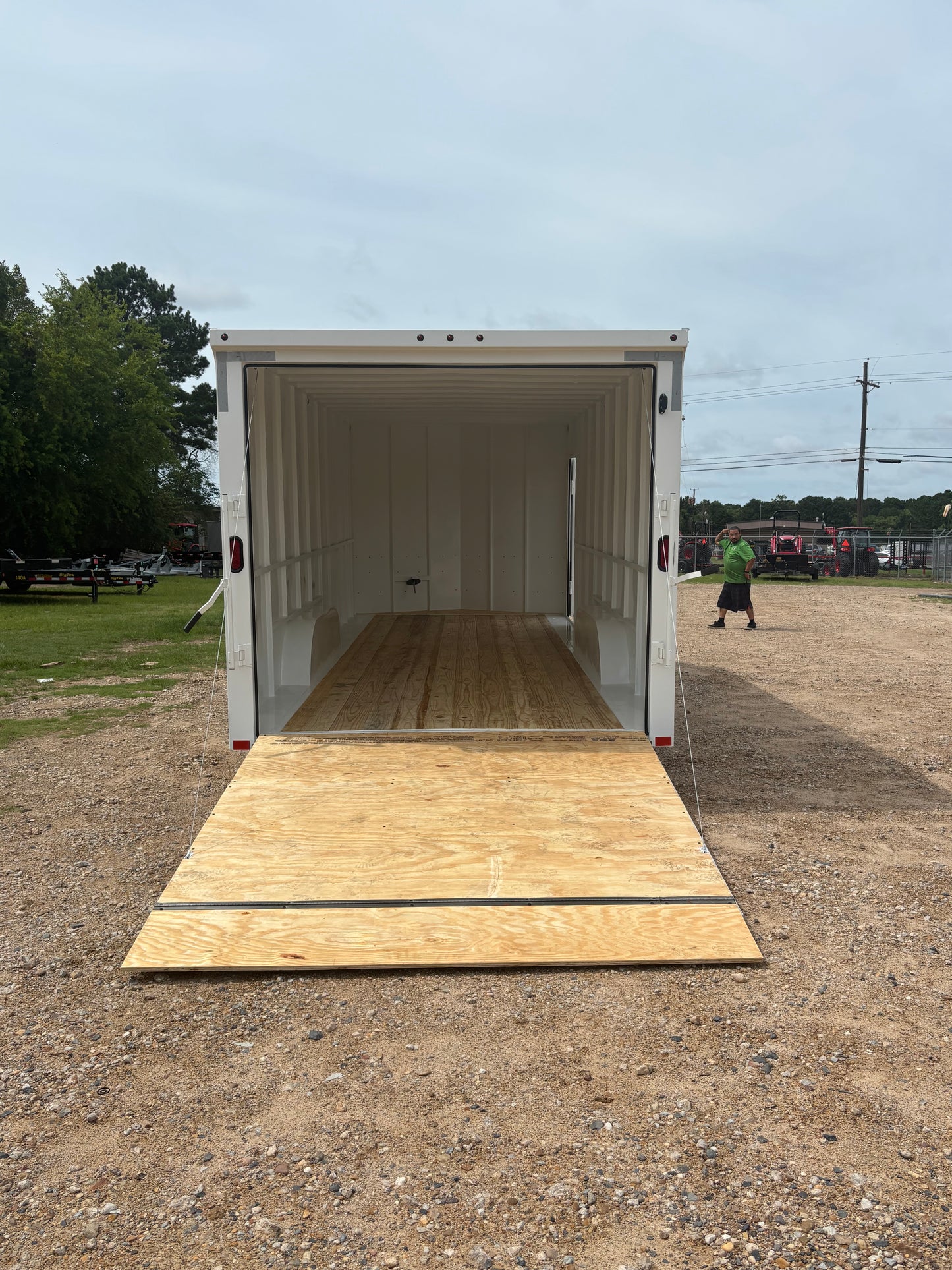 6'8" x 20' All-Steel Enclosed Trailer Cargo Delco #E720