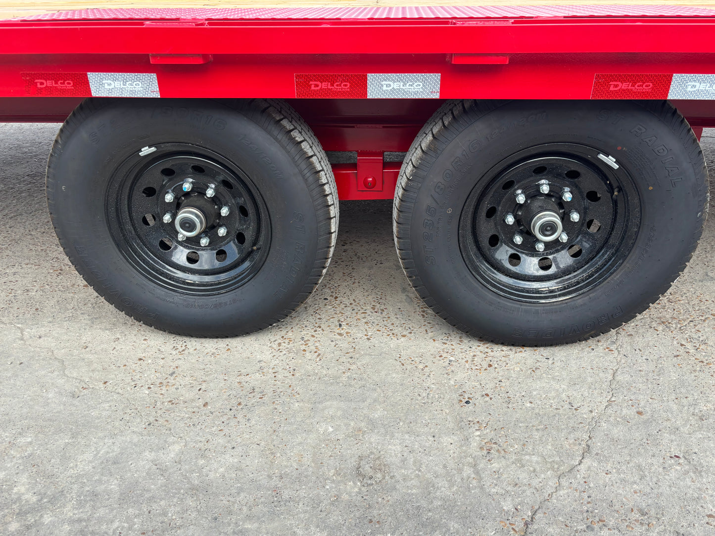 102 x 30' BP Deckover Trailer Delco #FB30