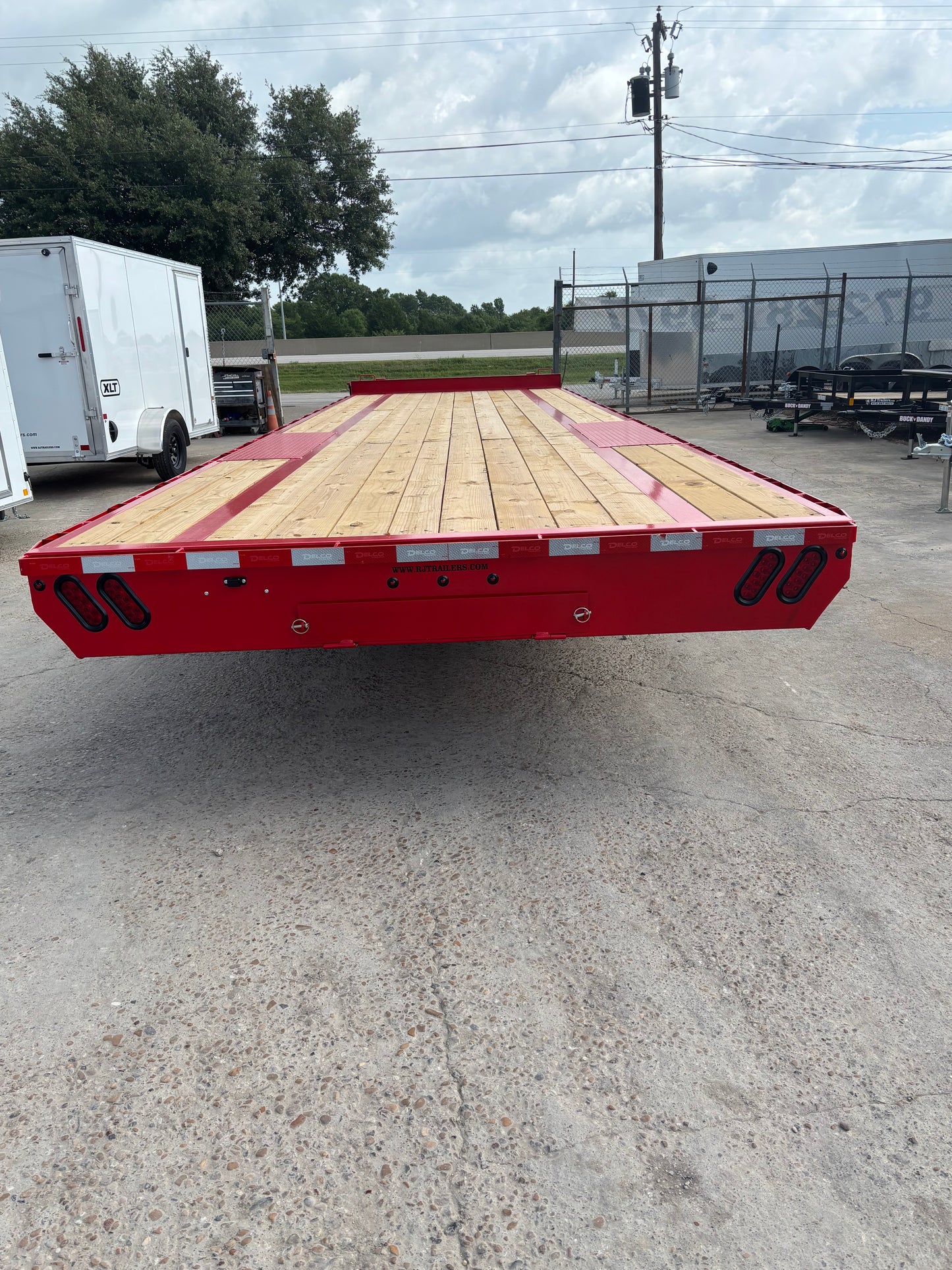 102 x 30' BP Deckover Trailer Delco #FB30