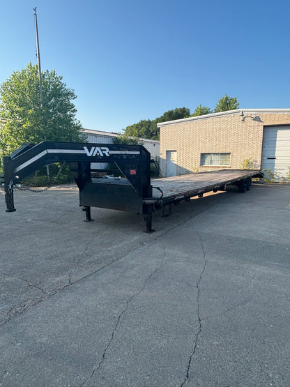 102 x 40' VAR Gooseneck Trailer #02509 - Used