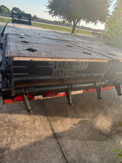 102 x 40' VAR Gooseneck Trailer #02509 - Used