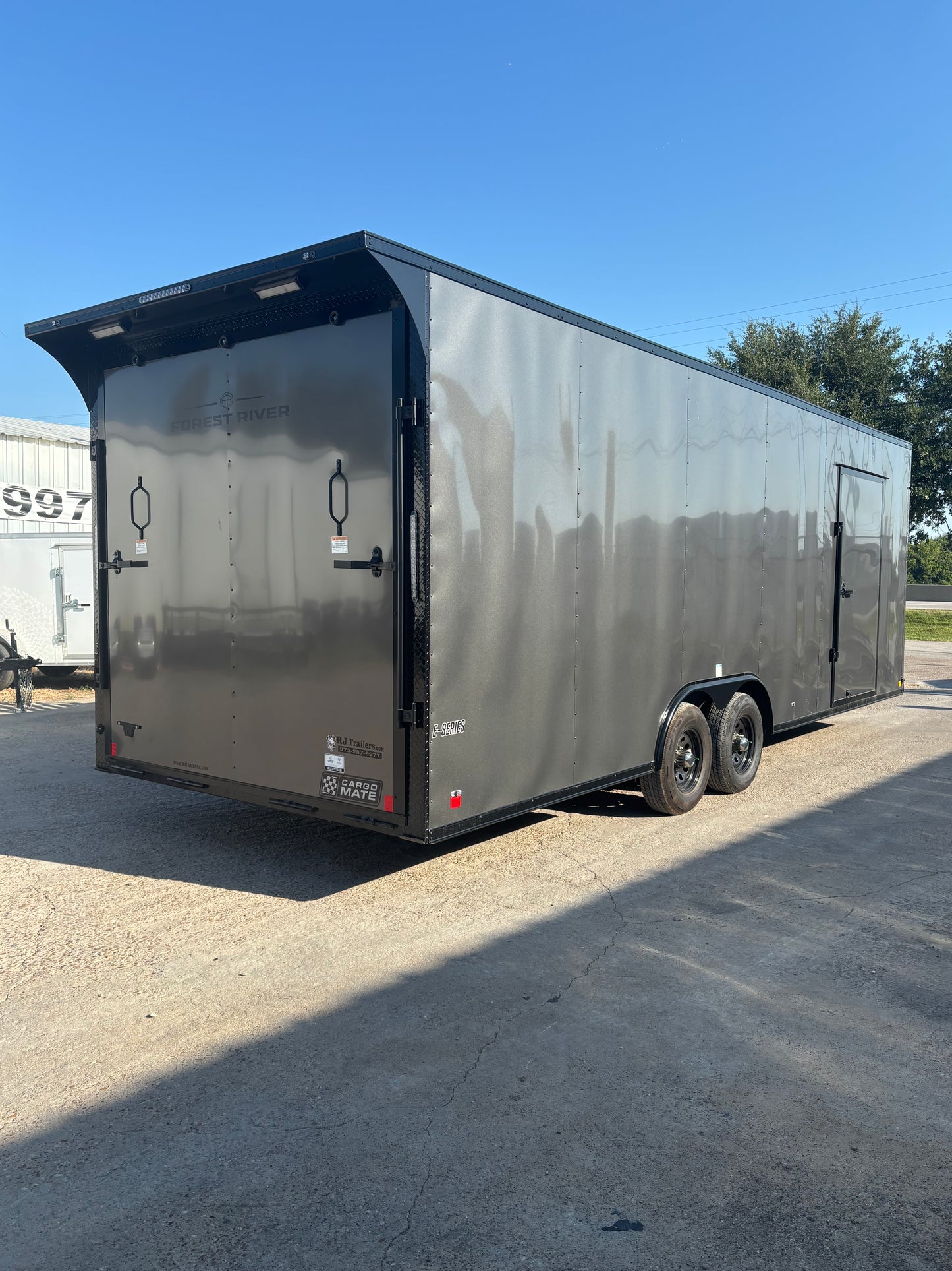 8.5 x 24' E-Series Enclosed Trailer Cargo Mate #TXEHW8.524TA3