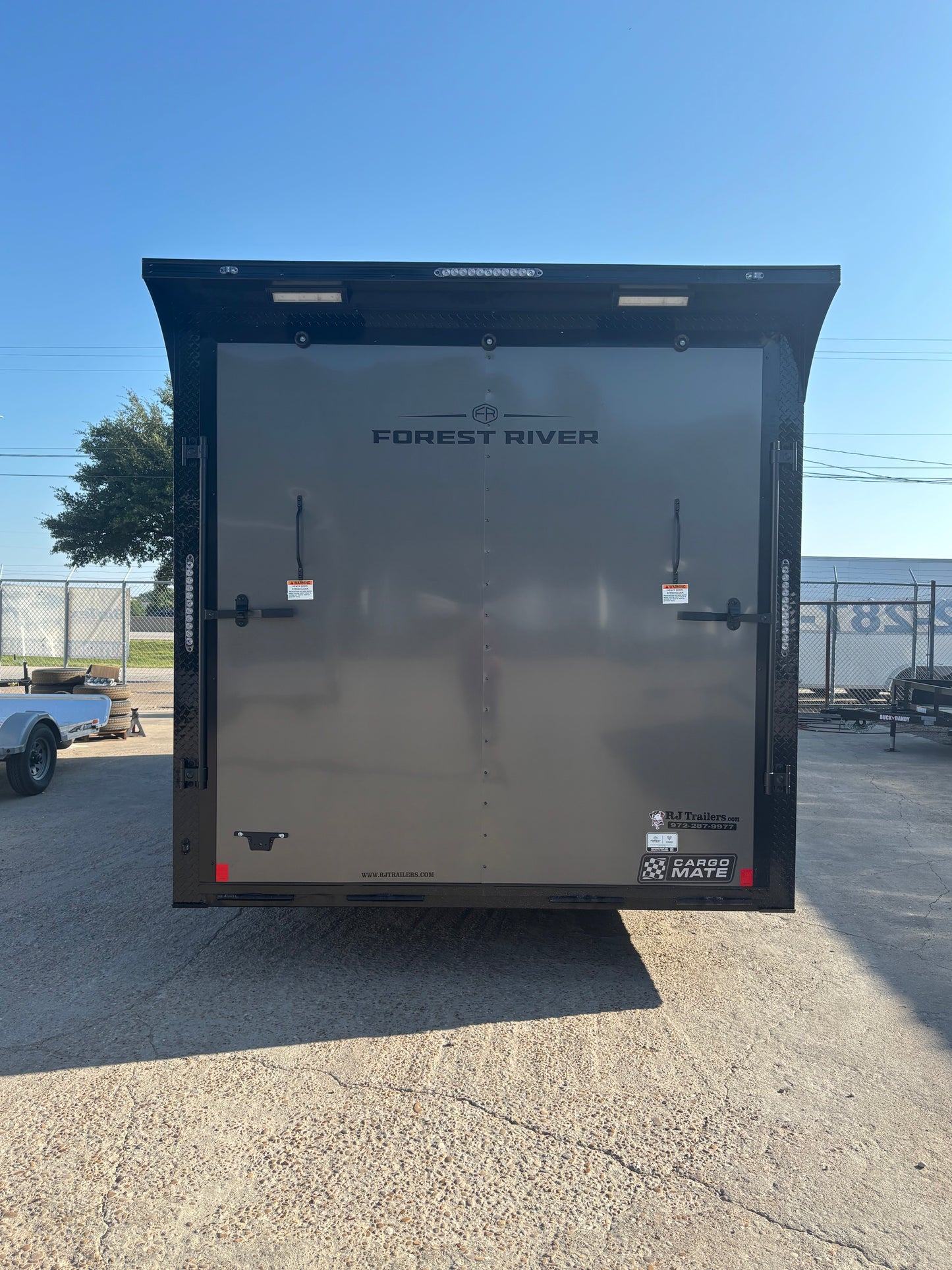 8.5 x 24' E-Series Enclosed Trailer Cargo Mate #TXEHW8.524TA3