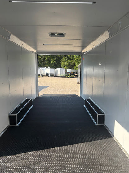 8.5 x 24' E-Series Enclosed Trailer Cargo Mate #TXEHW8.524TA3