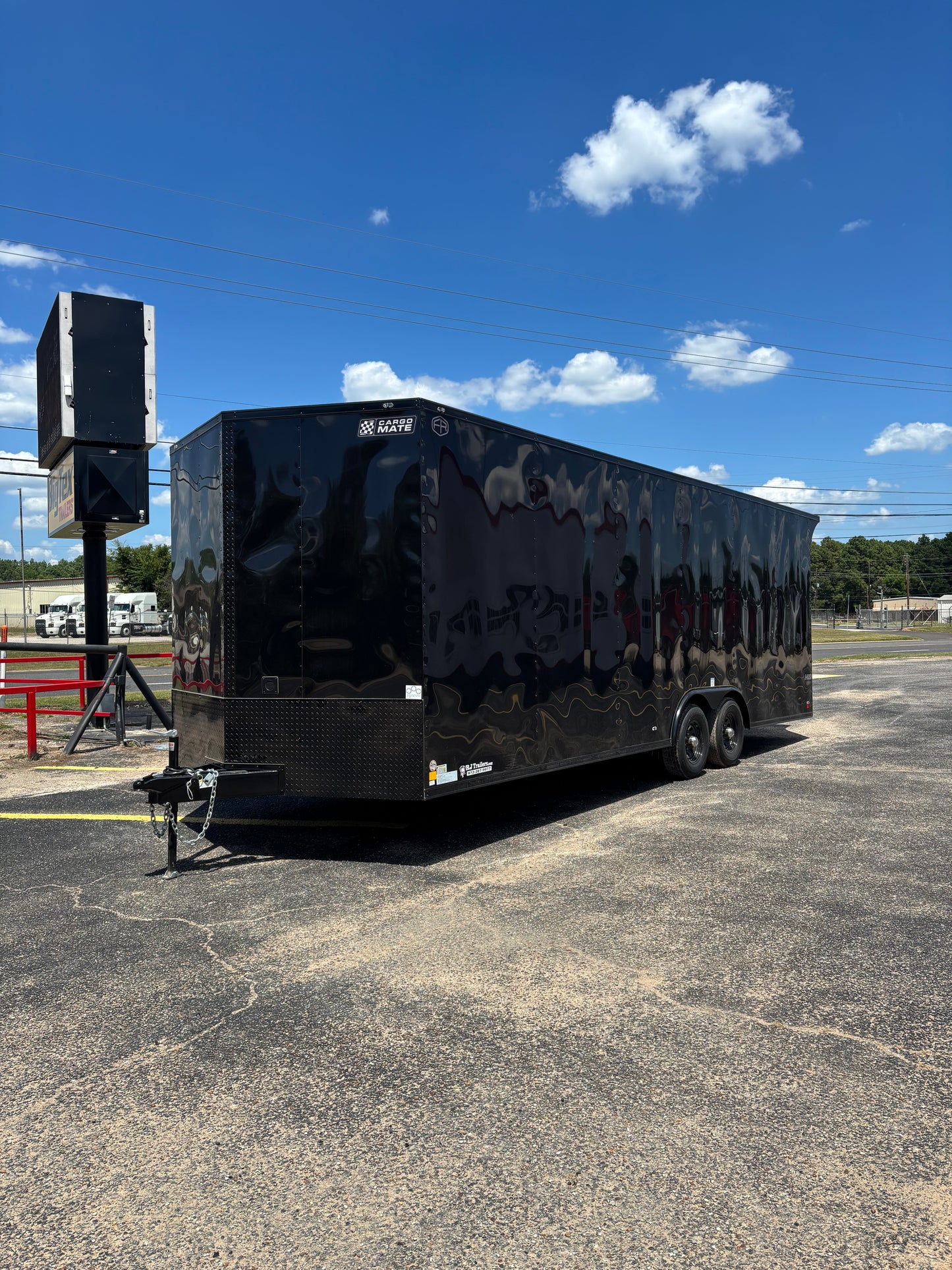 8.5 x 24' E-Series Enclosed Trailer Cargo Mate #TXEHW8.524TA3