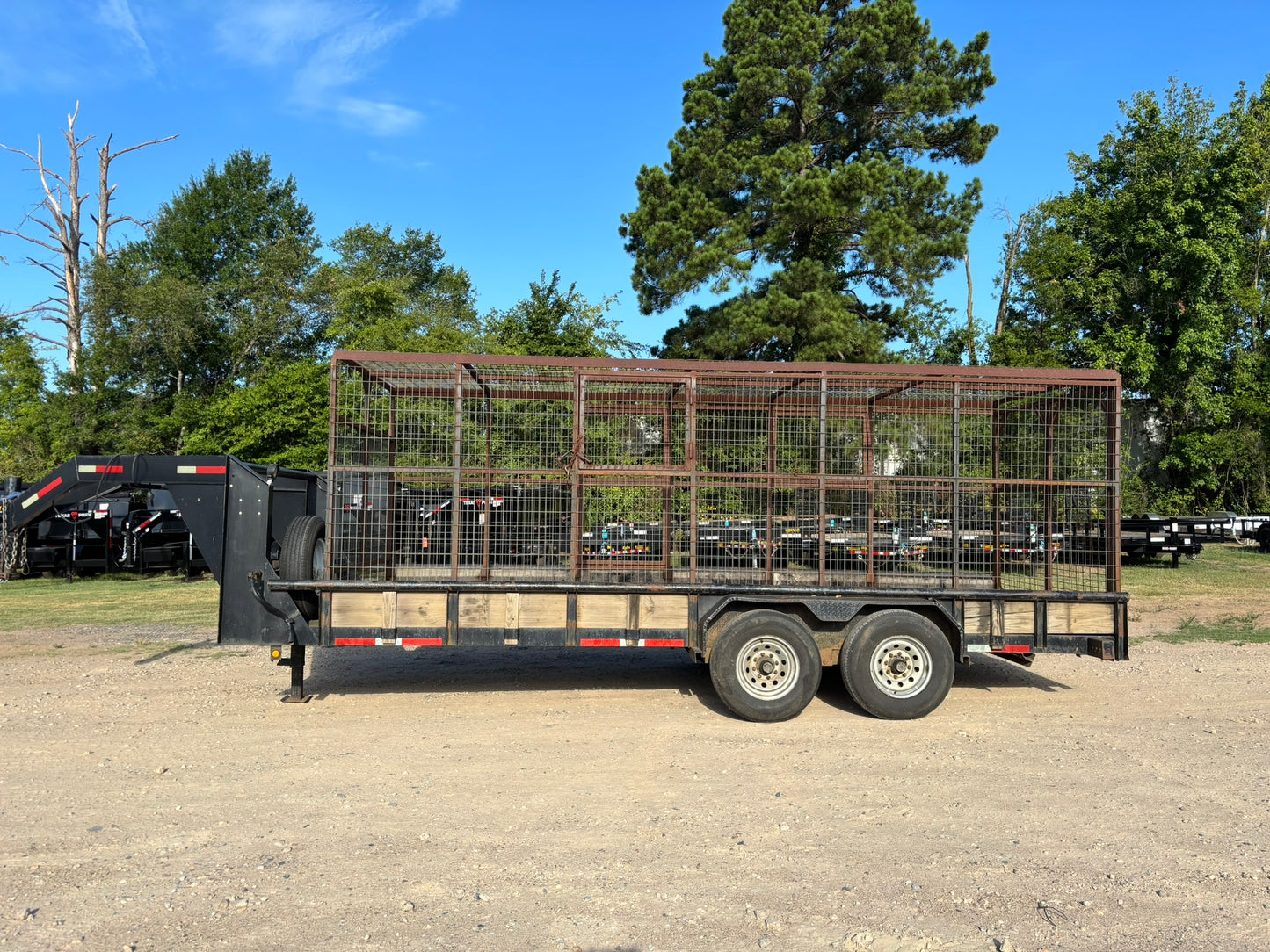 82 x 20 Sure Pull Utility Gooseneck USED