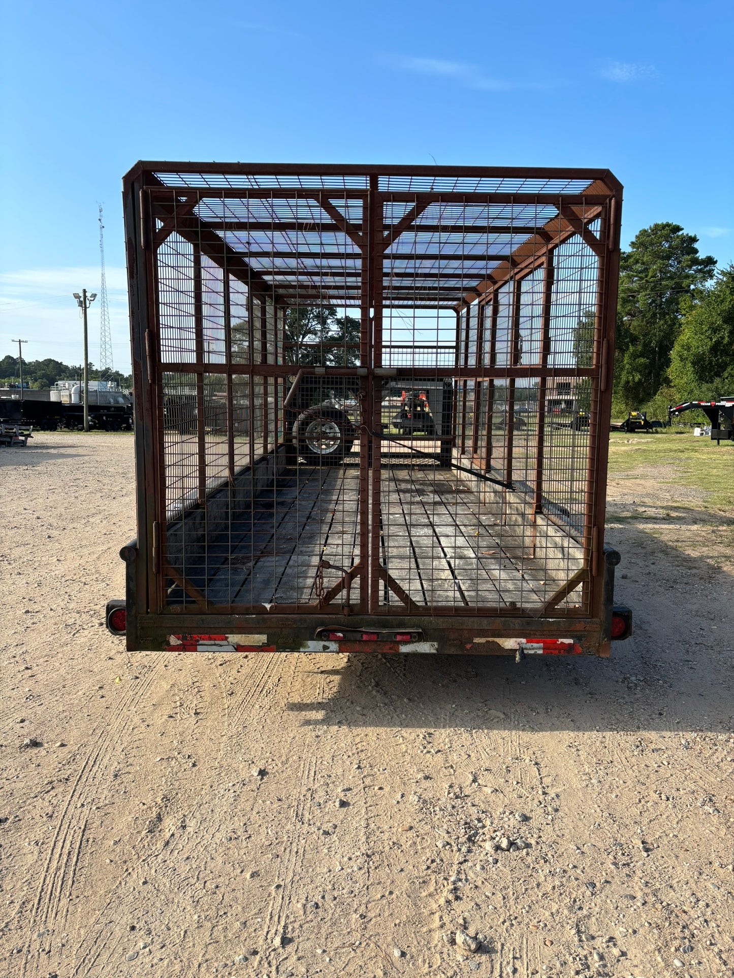 82 x 20 Sure Pull Utility Gooseneck USED