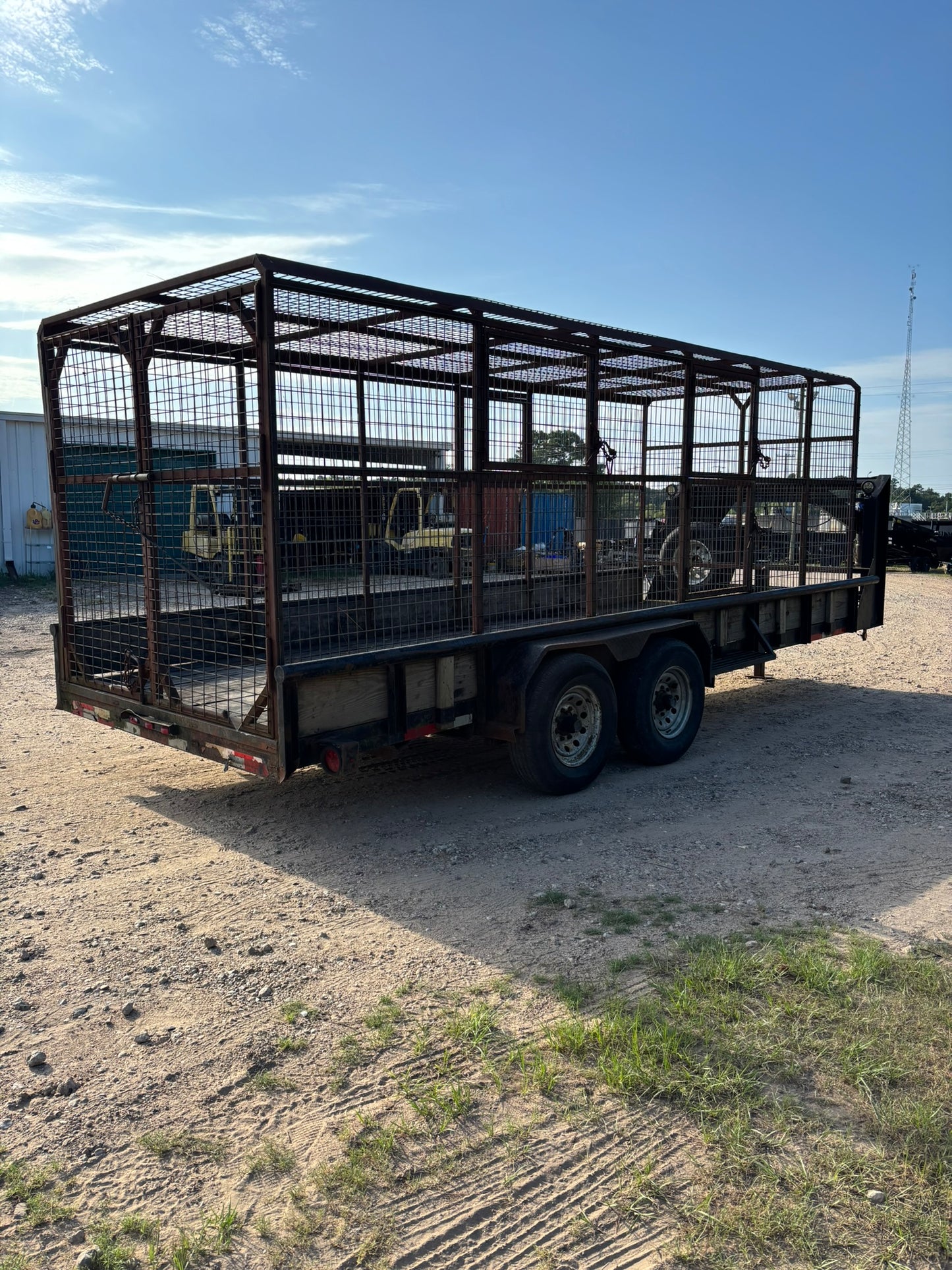 82 x 20 Sure Pull Utility Gooseneck USED