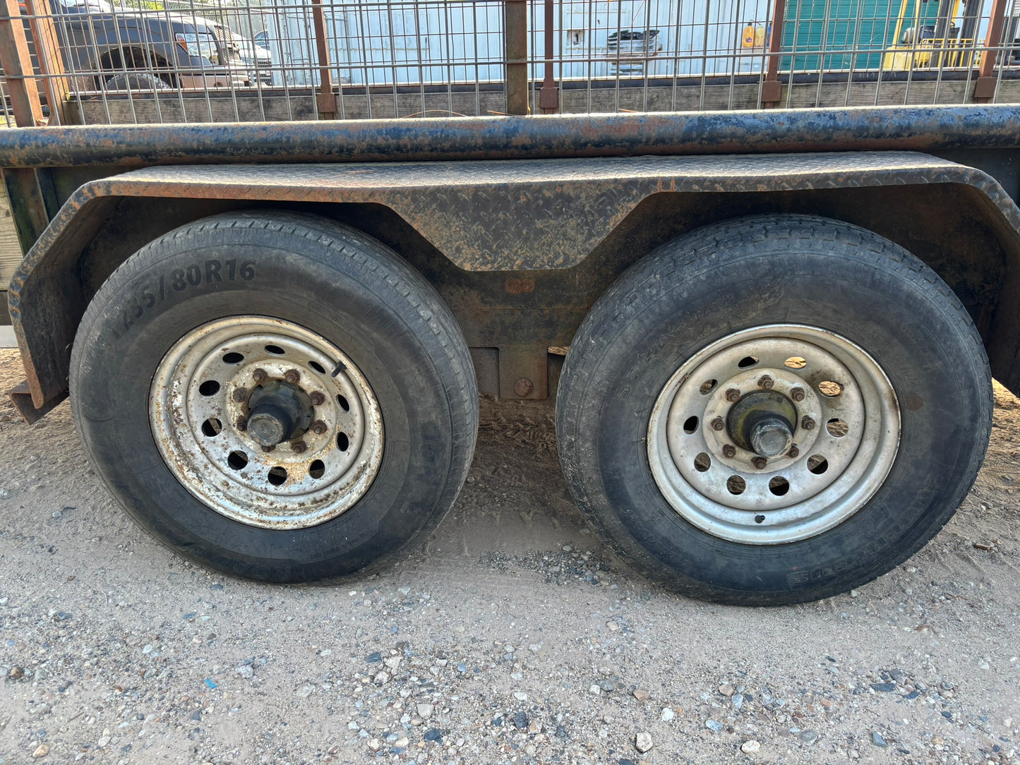 82 x 20 Sure Pull Utility Gooseneck USED