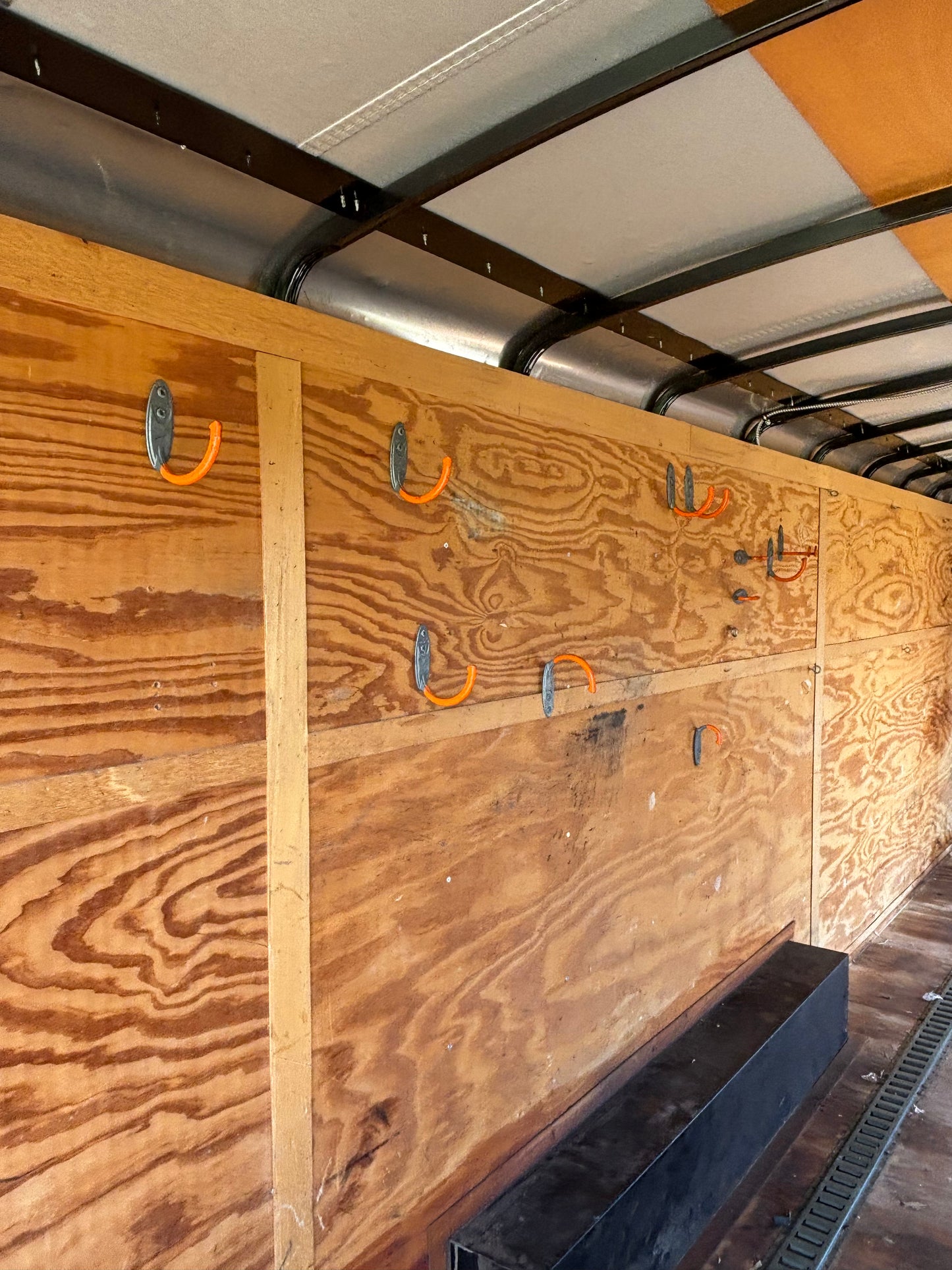 8.5 x 20' Enclosed Trailer Cargo Mate #58517