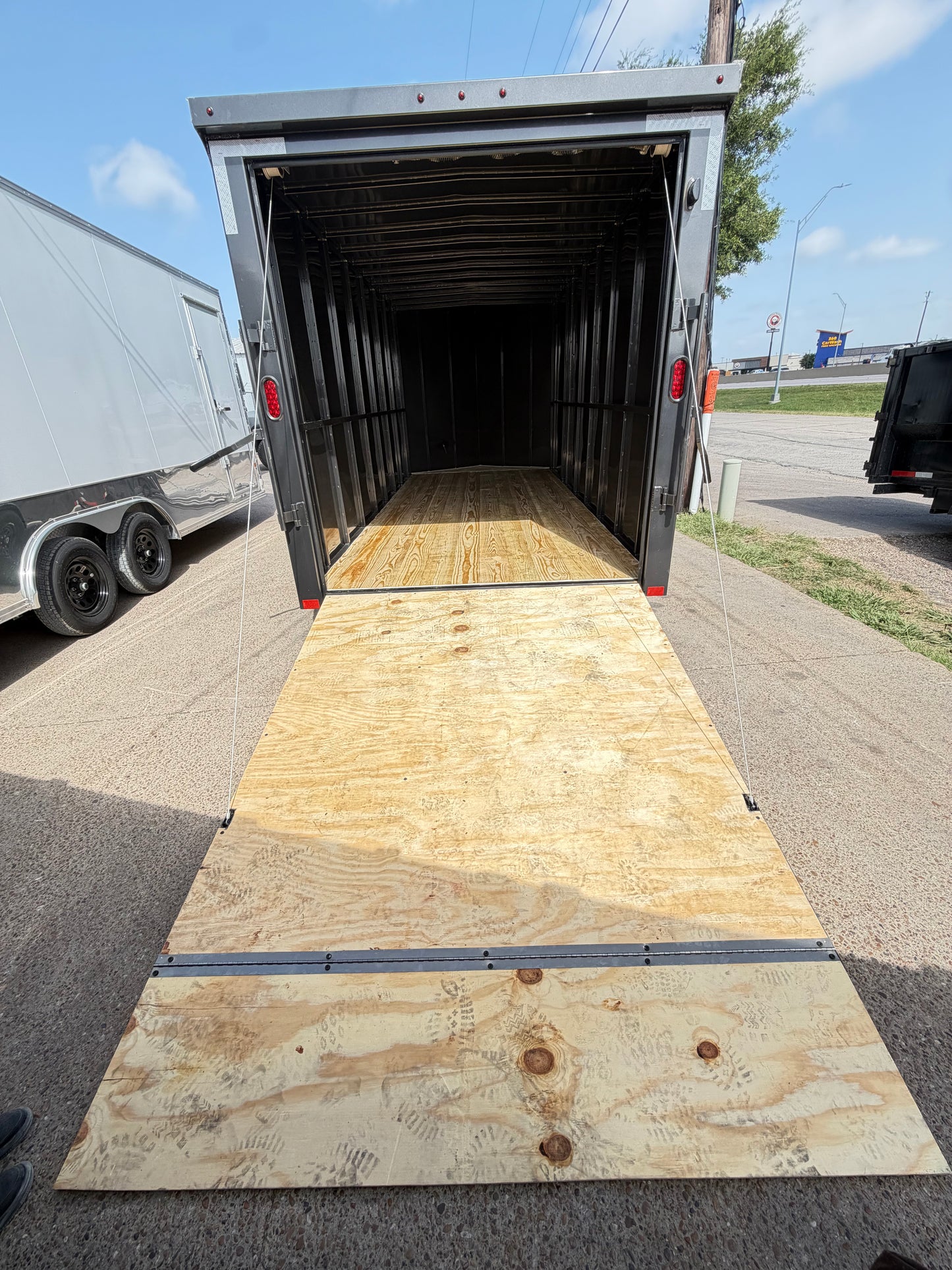 6'8" x 16' All-Steel Enclosed Trailer Cargo Delco #E716