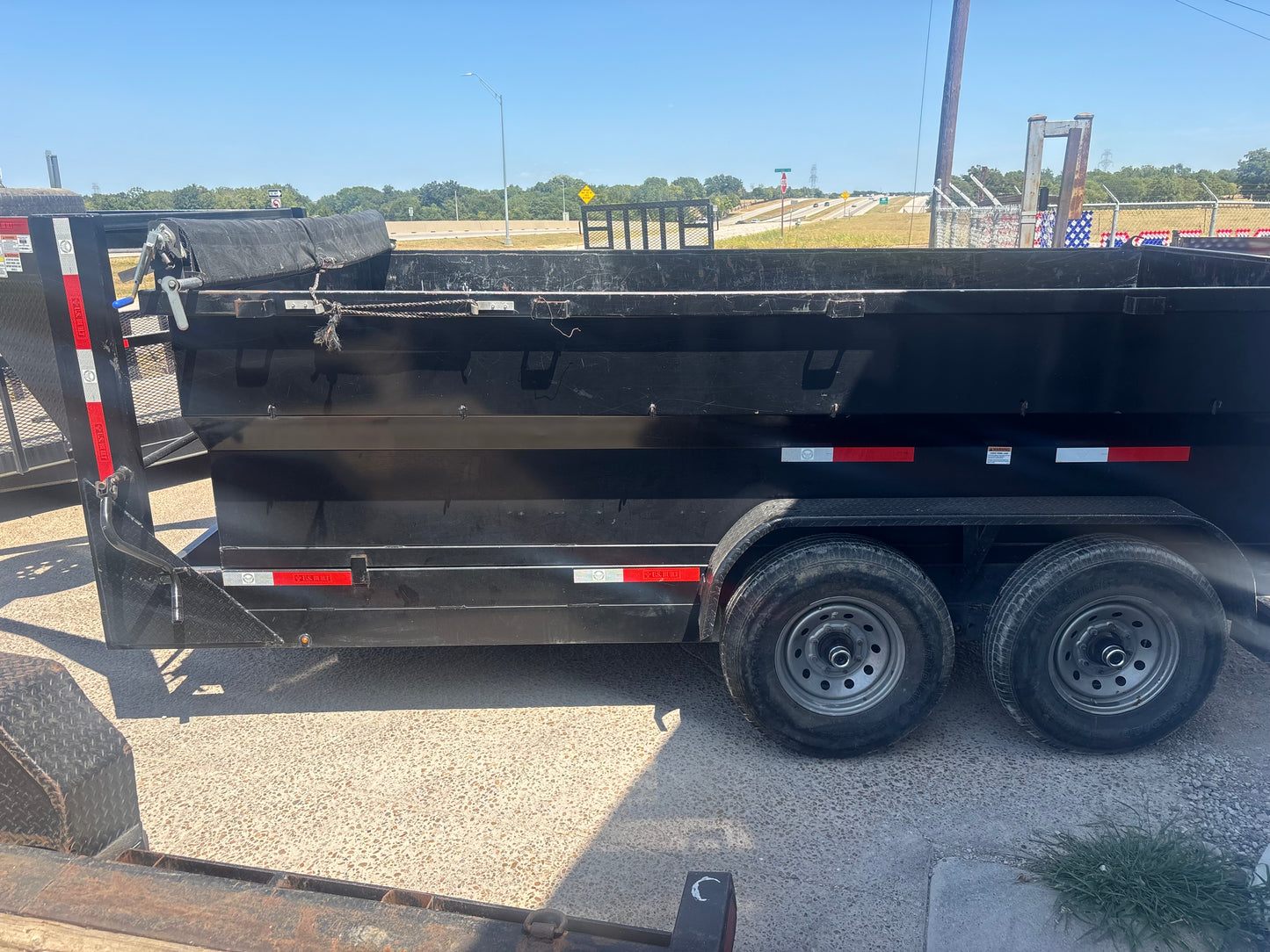 82 x 14' GN Dump Trailer U.S. Built - Used #05597