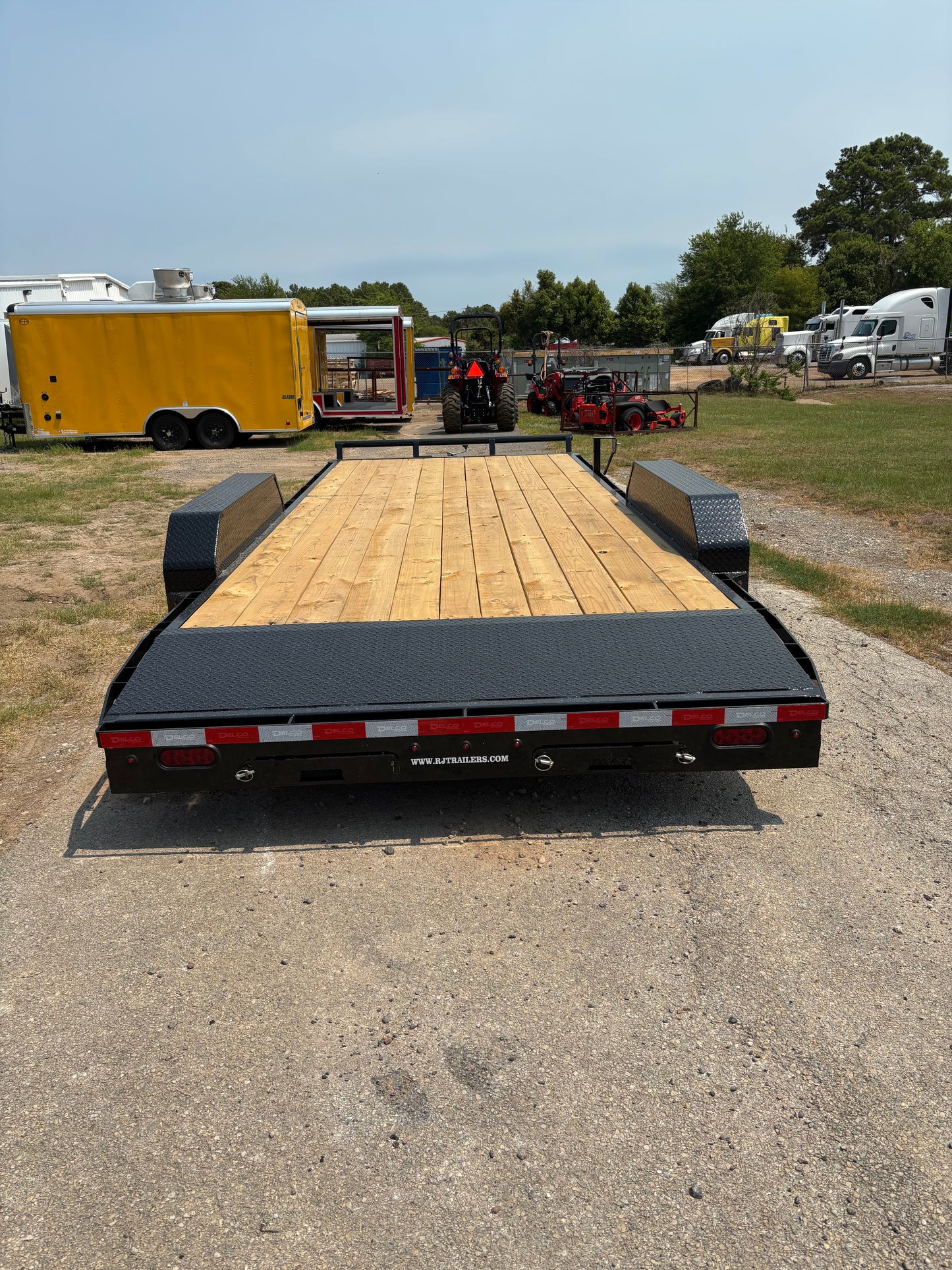 83 x 20 Car Hauler Delco #C320U32CS2K-67285